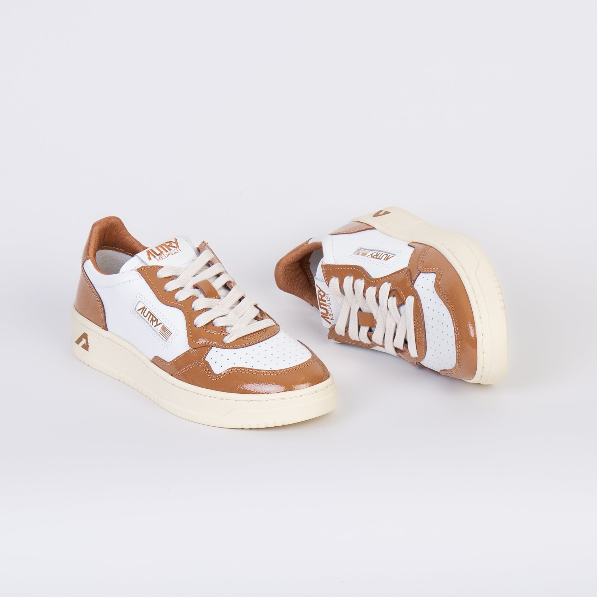 AUTRY SNEAKERS AULW-RT 02 – Flanella Shop