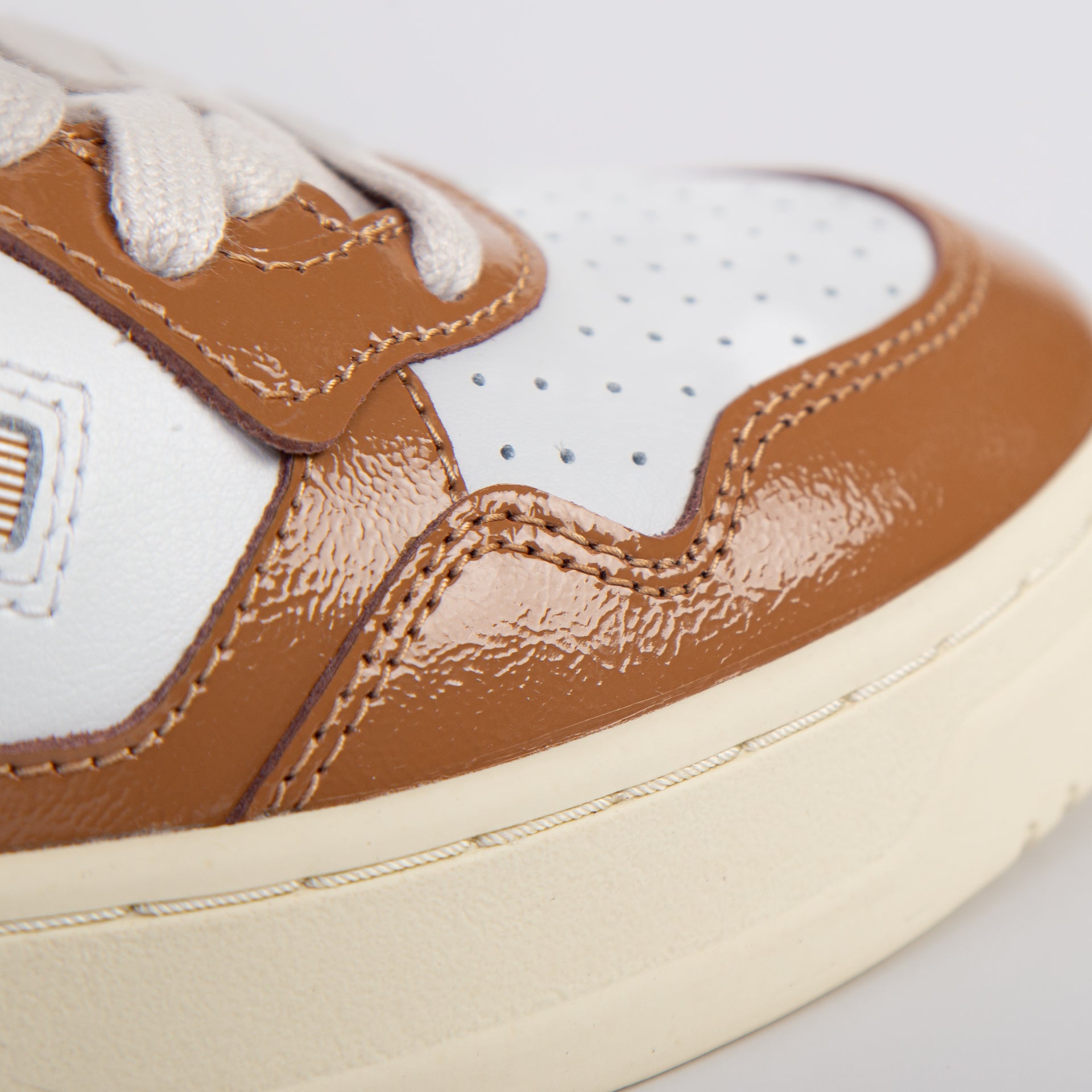 AUTRY SNEAKERS AULW-RT 02 – Flanella Shop