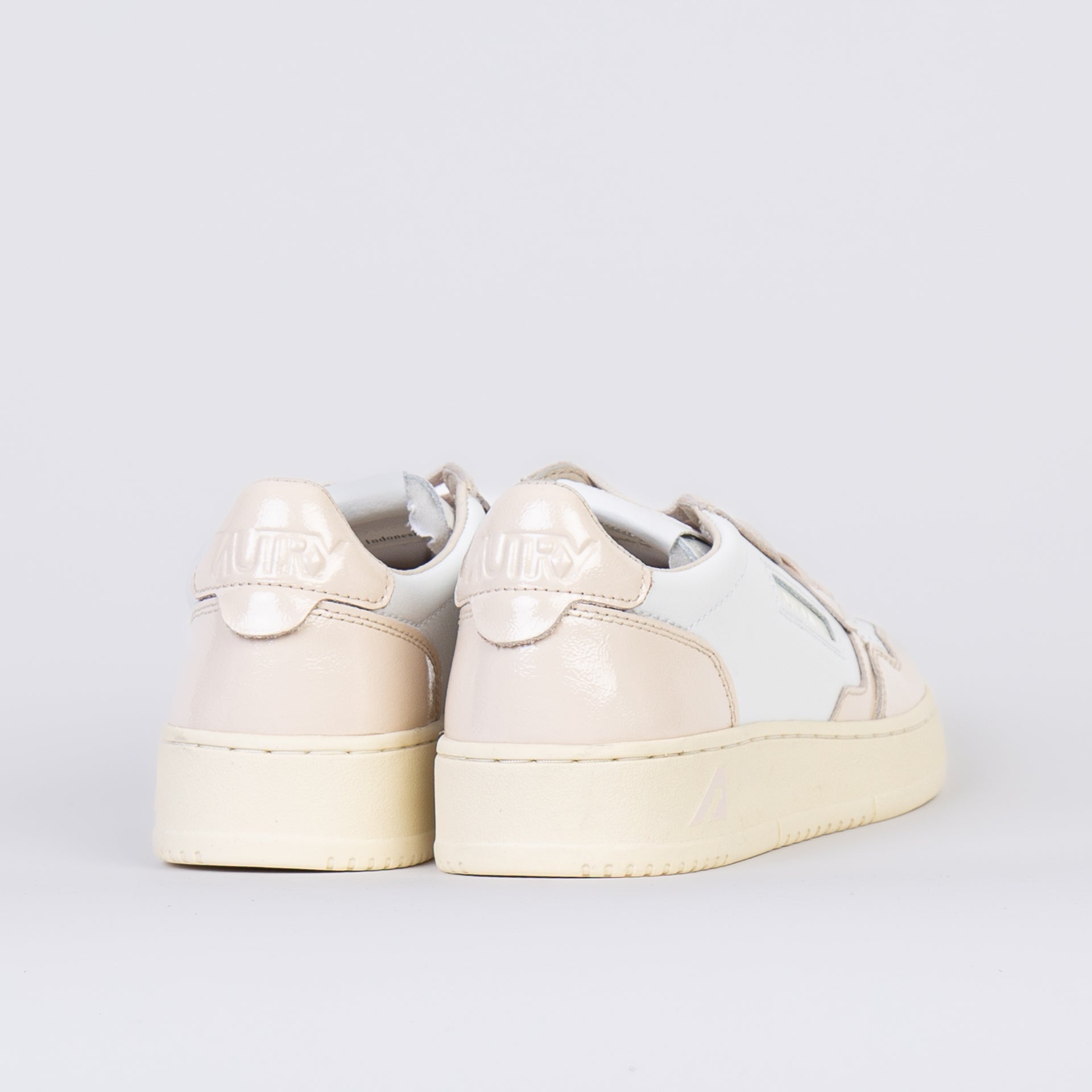 AUTRY SNEAKERS AULW-RT 03 – Flanella Shop
