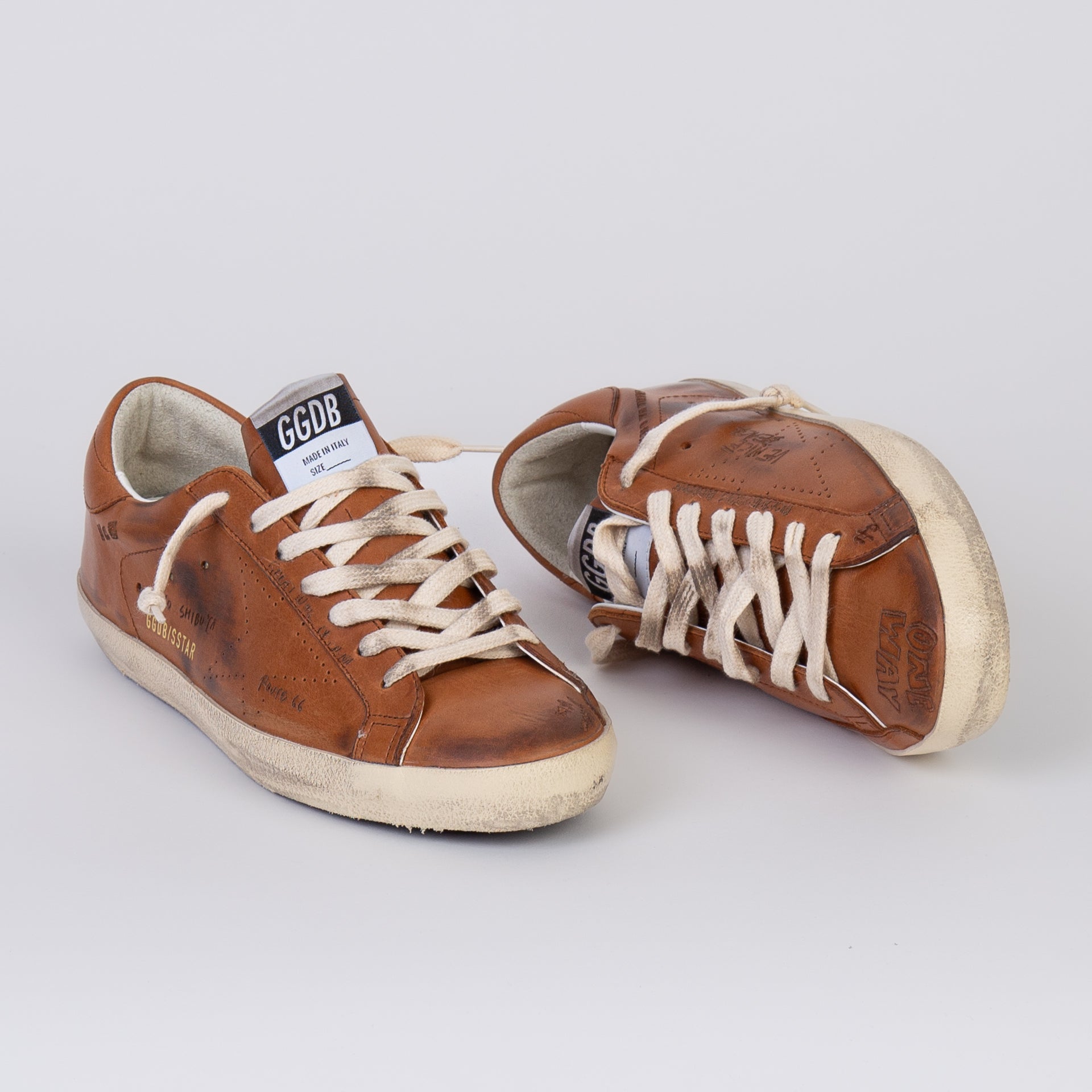 Golden Goose Sneakers & Slip-On (GMF00101 F00416415430) Golden Goose Sneakers & Slip-On (GMF00101 F00416415430)