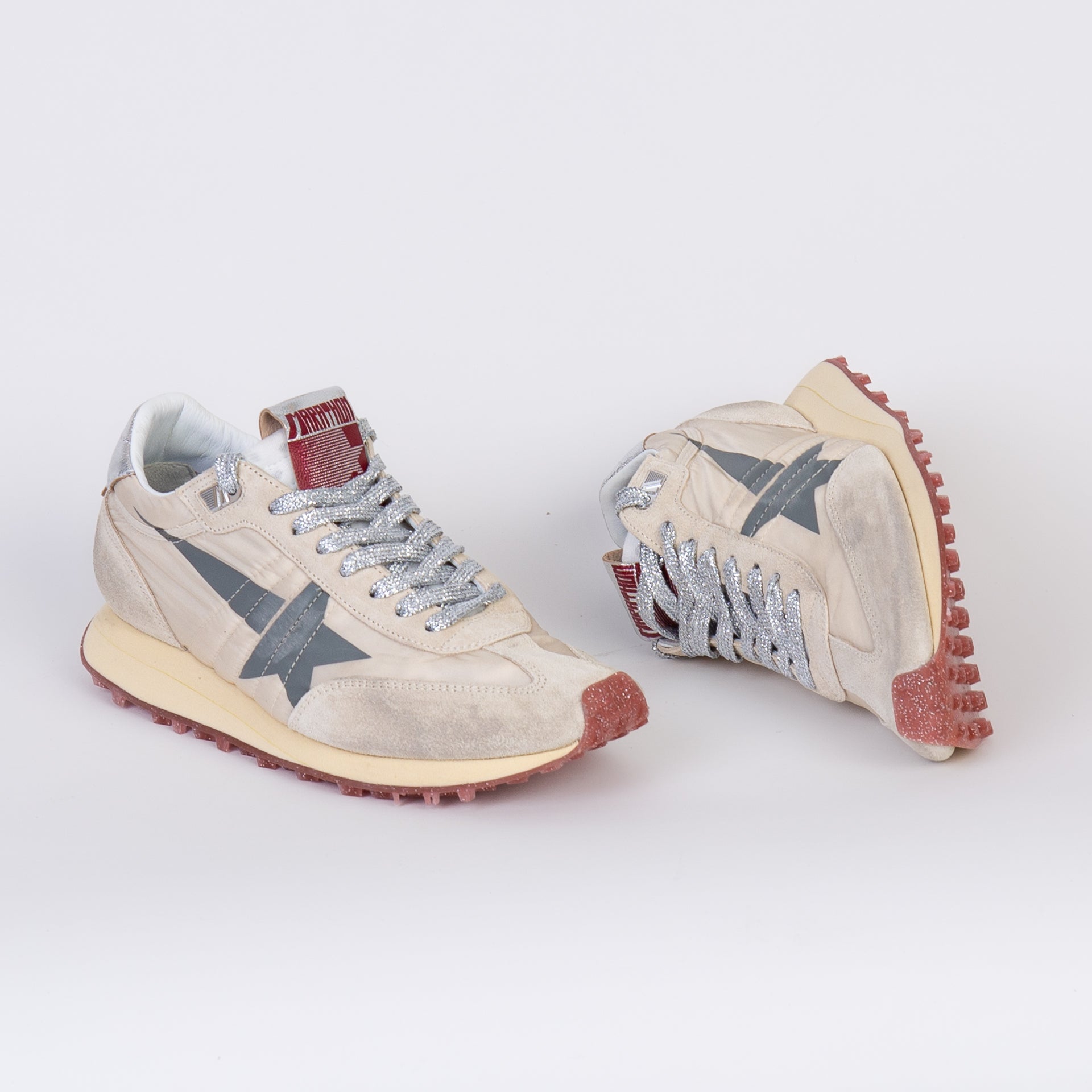 GOLDEN GOOSE SNEAKERS GWF00683.F007399 15260 – Flanella Shop GOLDEN GOOSE SNEAKERS GWF00683.F007399 15260 – Flanella Shop