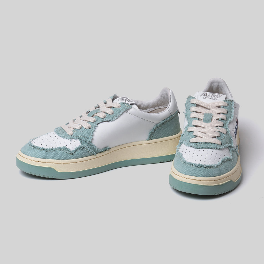 AUTRY MEDALIST LOW SNEAKERS AULW-CB 12